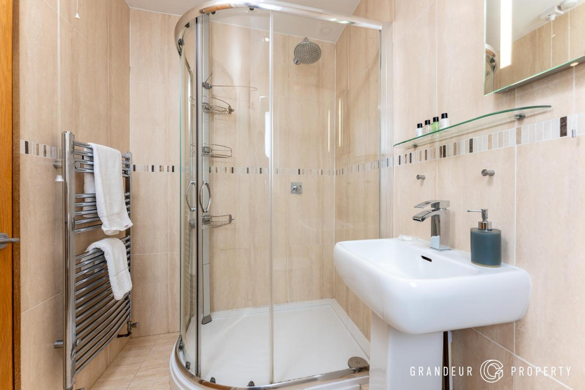 Bracken Bliss By Grandeur Property Ferndown Extérieur photo