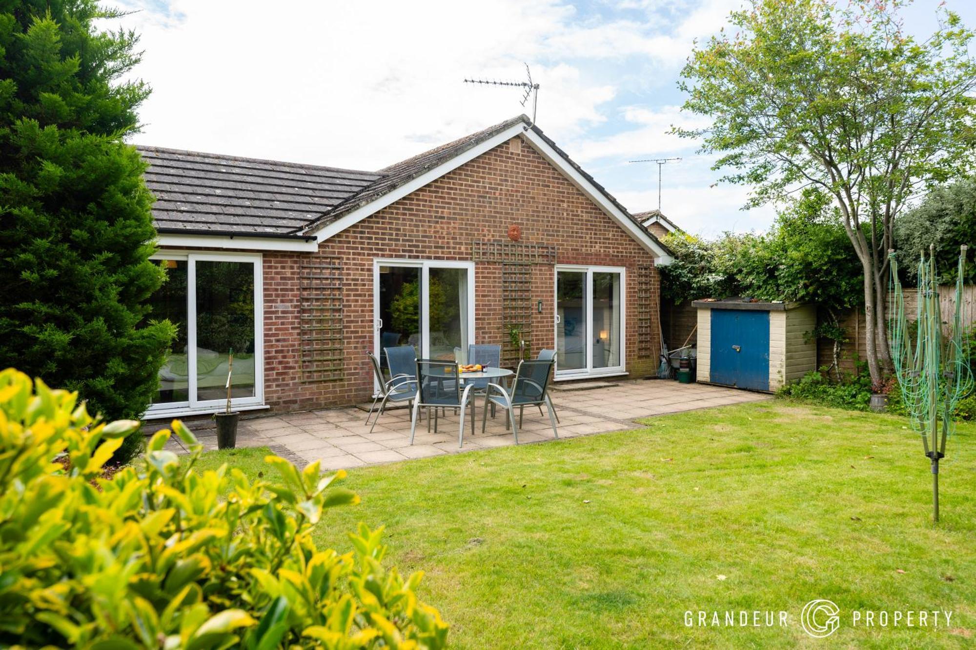 Bracken Bliss By Grandeur Property Ferndown Extérieur photo