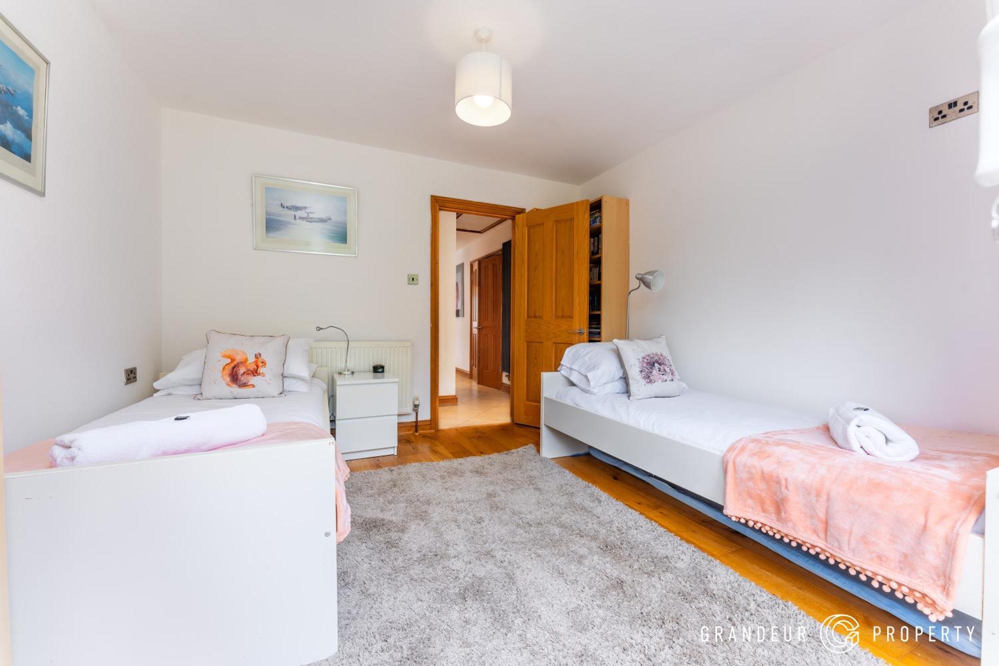 Bracken Bliss By Grandeur Property Ferndown Extérieur photo